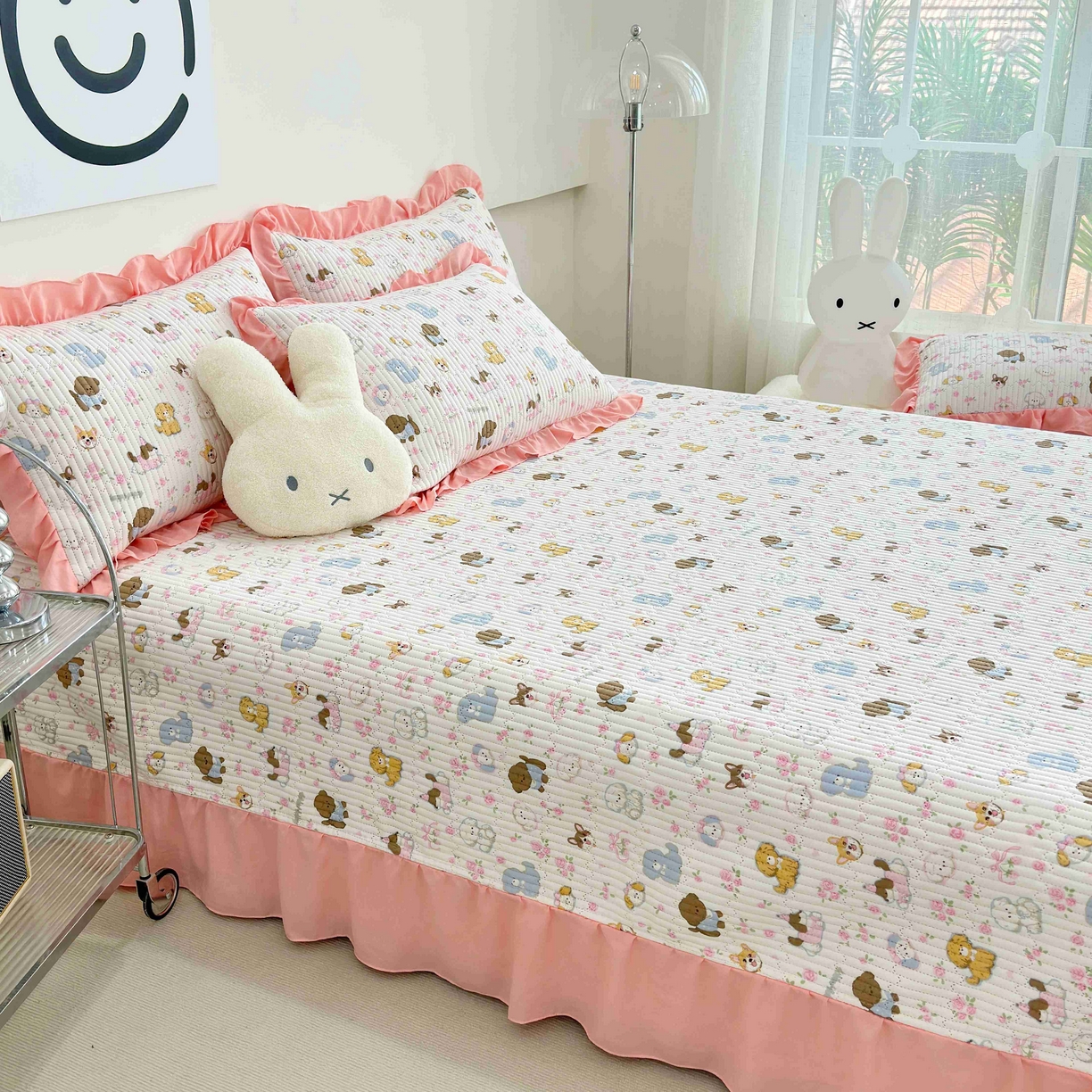 91家纺网 家纺一手货源 找家纺 赛琳 2026新款水洗棉花边床盖单件床盖四季通用夹棉床盖 床盖单件 灰蒙小狗