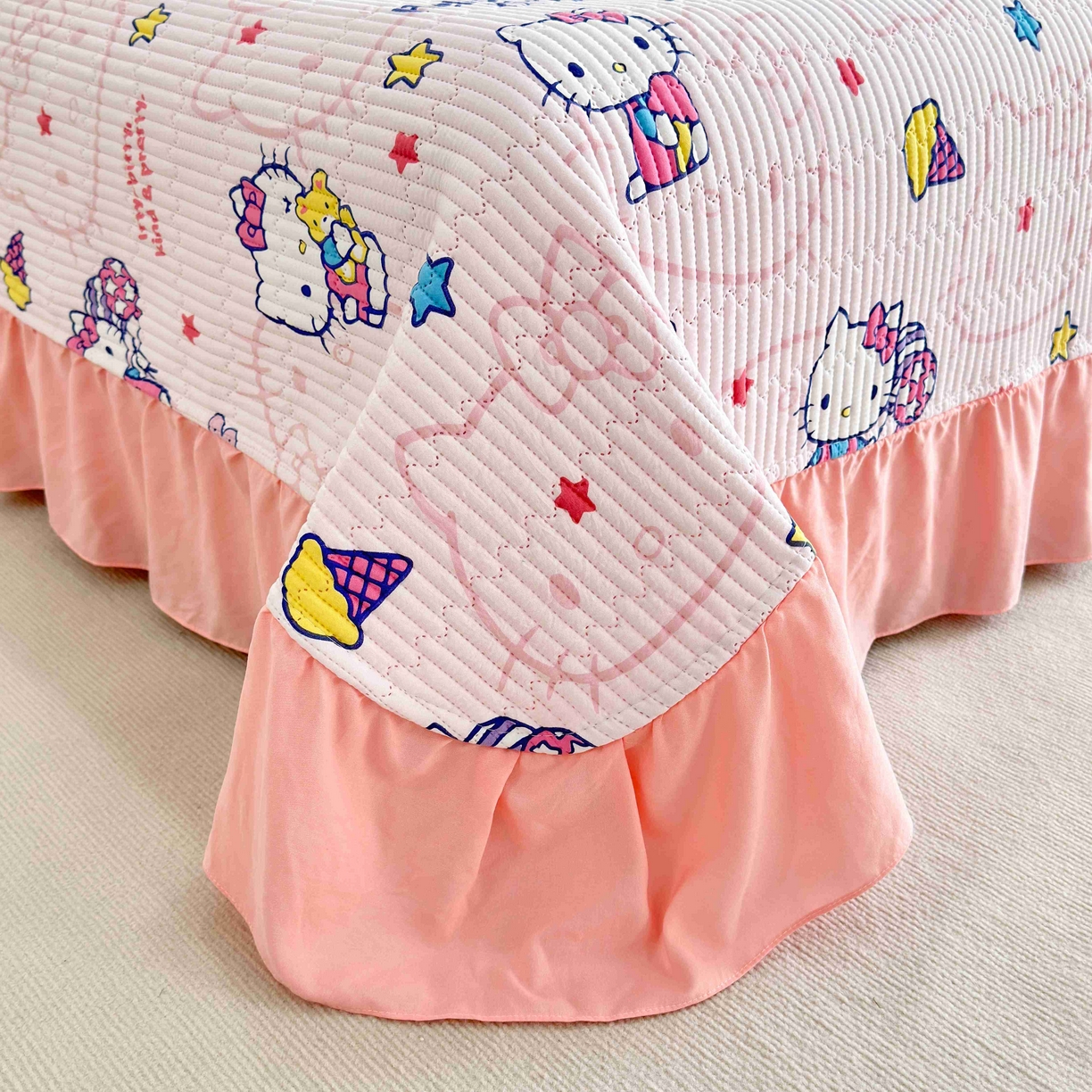 91家纺网 家纺一手货源 找家纺 赛琳 2026新款水洗棉花边床盖单件床盖四季通用夹棉床盖 床盖单件 甜心猫咪