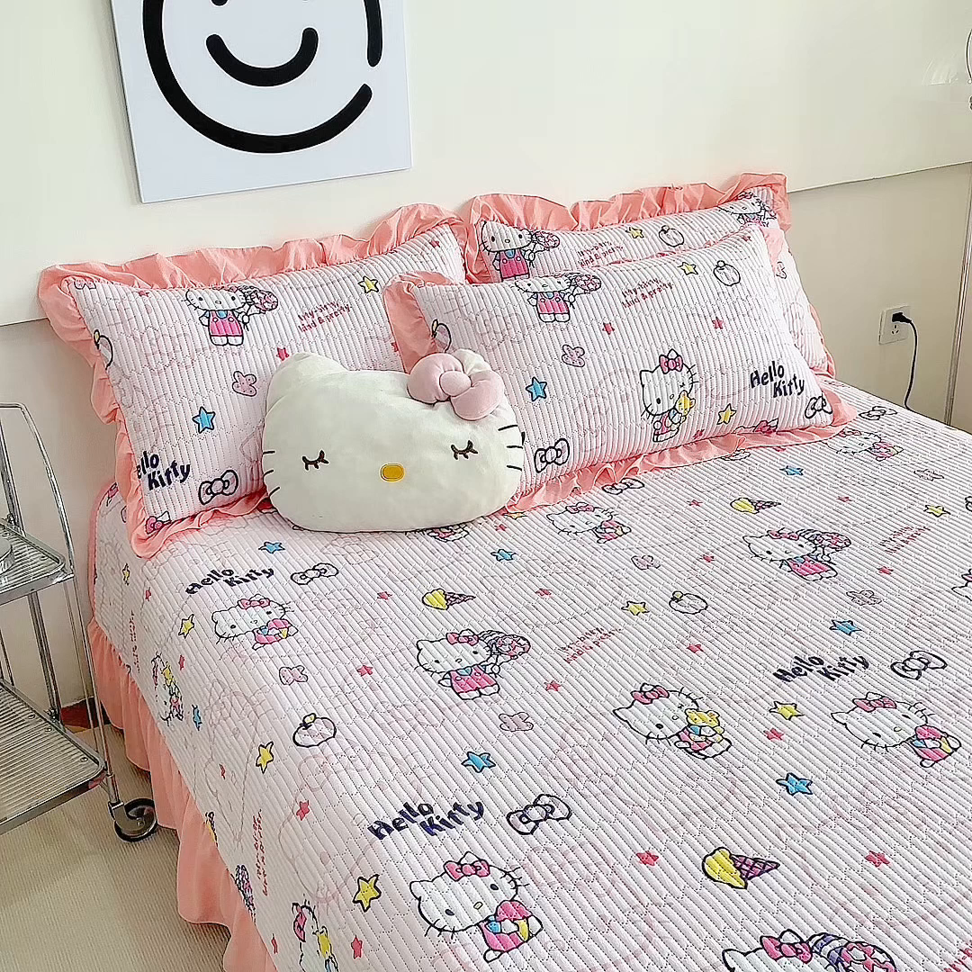 91家纺网 家纺一手货源 找家纺 赛琳 2026新款水洗棉花边床盖单件床盖四季通用夹棉床盖 床盖单件 甜心猫咪