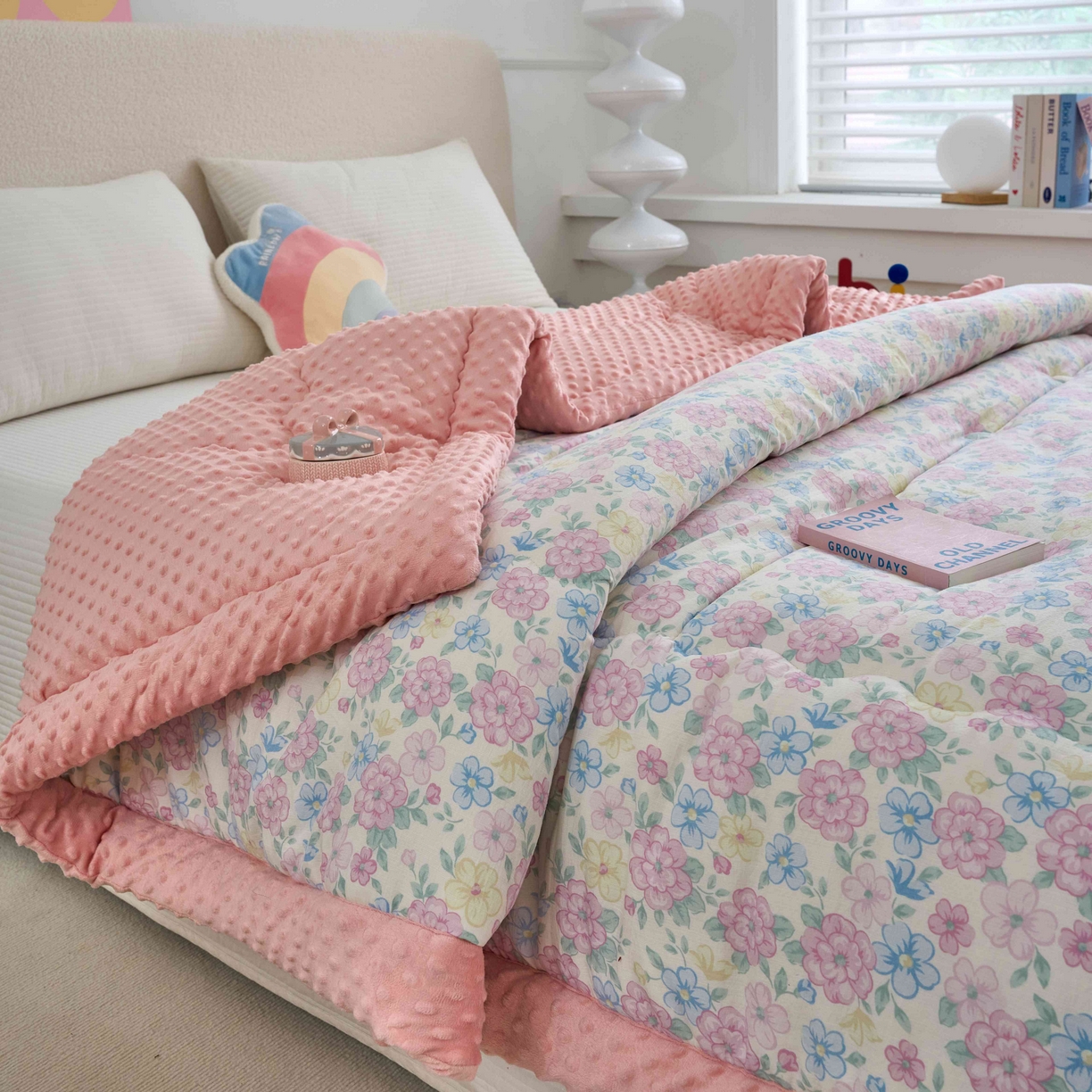 91家纺网 家纺一手货源 找家纺 赛琳 2026新款包边豆豆被单人学生宿舍春秋被豆豆冬被被子被芯 花漫枝