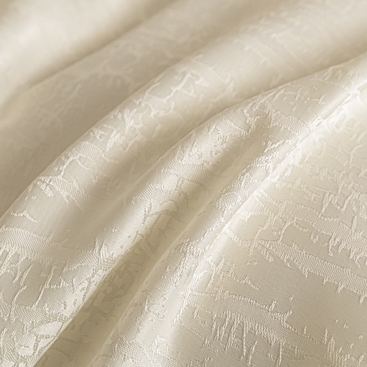 91家纺网 家纺一手货源 找家纺 悦织湾家纺 2026春夏新款亲肤冰丝提花四件套 流光（奶白）