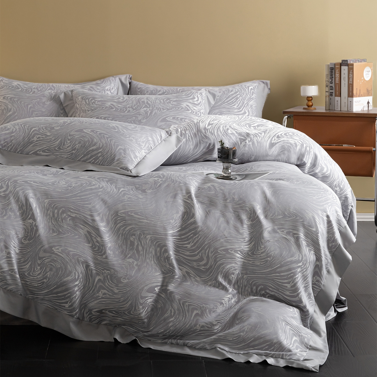 91家纺网 家纺一手货源 找家纺 悦织湾家纺 2026春夏新款亲肤冰丝提花四件套 星空（浅灰）