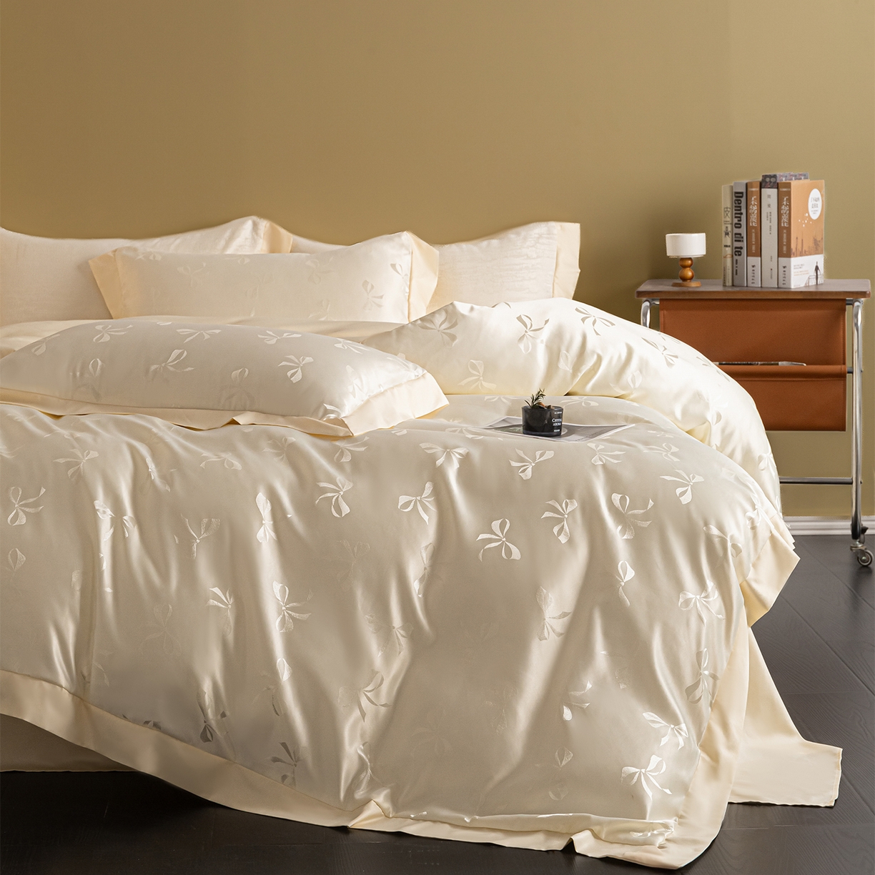 91家纺网 家纺一手货源 找家纺 悦织湾家纺 2026春夏新款亲肤冰丝提花四件套 雅蝶（奶白）