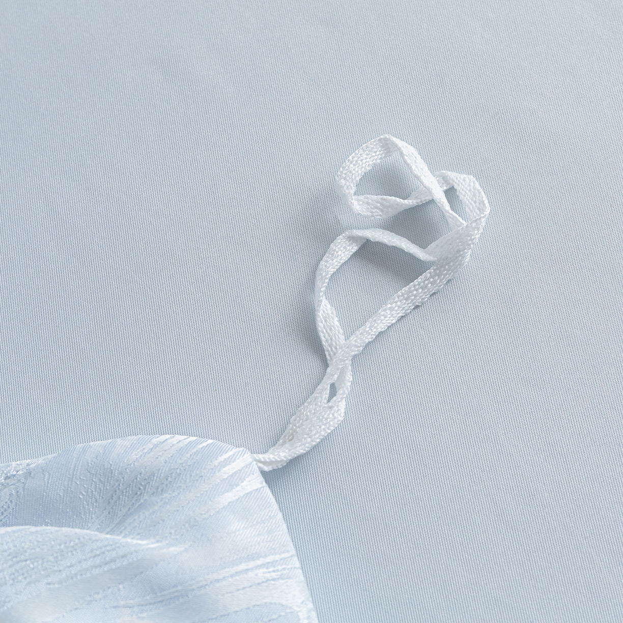 91家纺网 家纺一手货源 找家纺 悦织湾家纺 2026春夏新款亲肤冰丝提花四件套 星空（淡蓝）