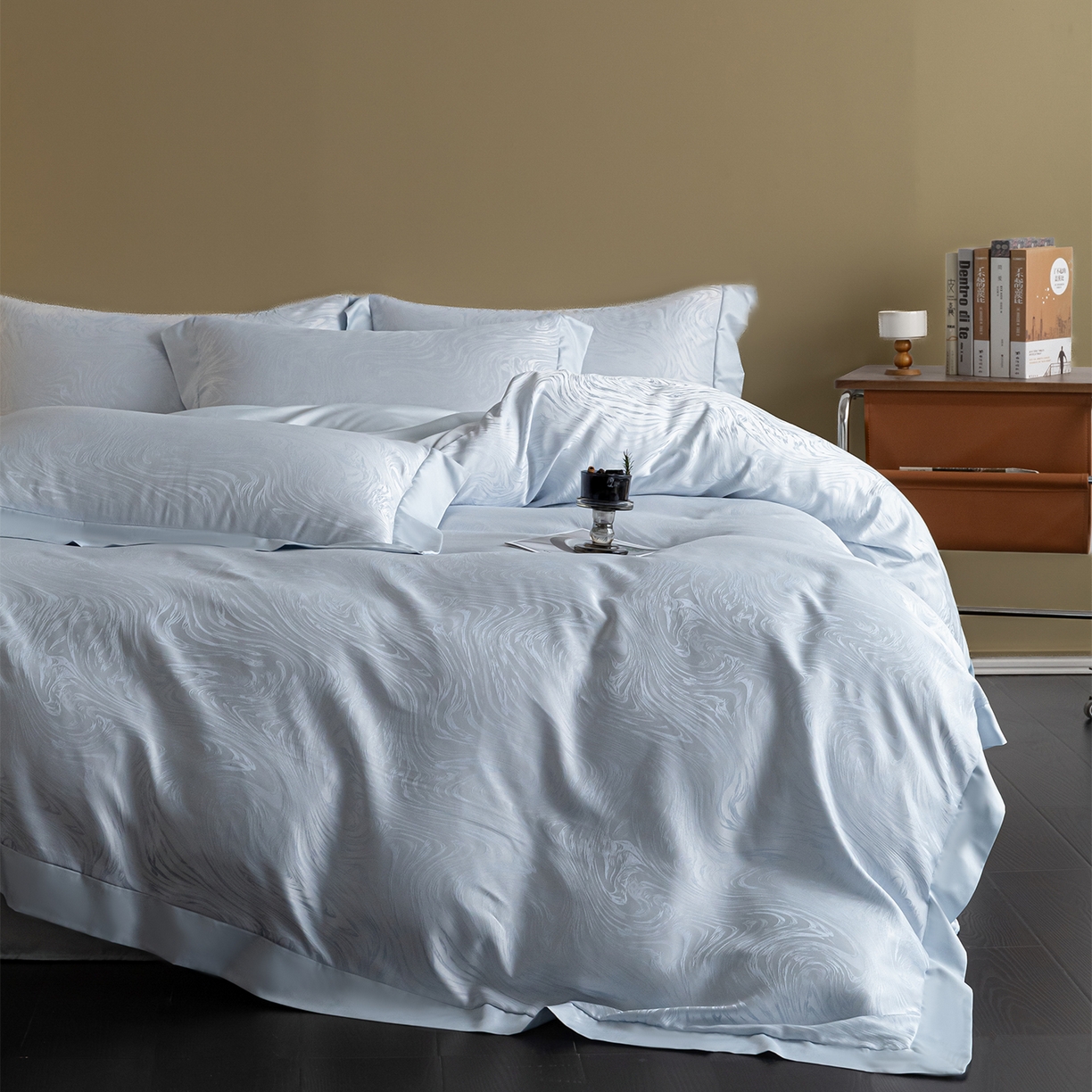 91家纺网 家纺一手货源 找家纺 悦织湾家纺 2026春夏新款亲肤冰丝提花四件套 星空（淡蓝）