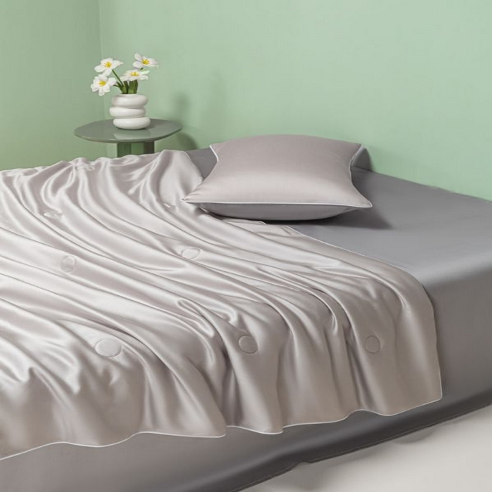 91家纺网 家纺一手货源 找家纺 悦织湾家纺 2026春夏新款麻绳款冰丝夏被夏凉被四件套 麻绳款夏被-青灰+高级灰