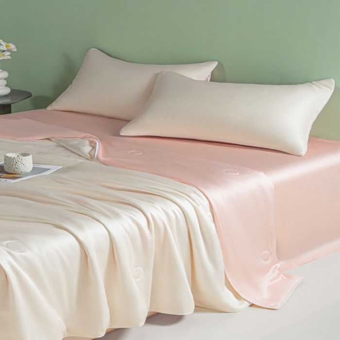 91家纺网 家纺一手货源 找家纺 悦织湾家纺 2026春夏新款麻绳款冰丝夏被夏凉被四件套 麻绳款夏被-奶昔白+粉