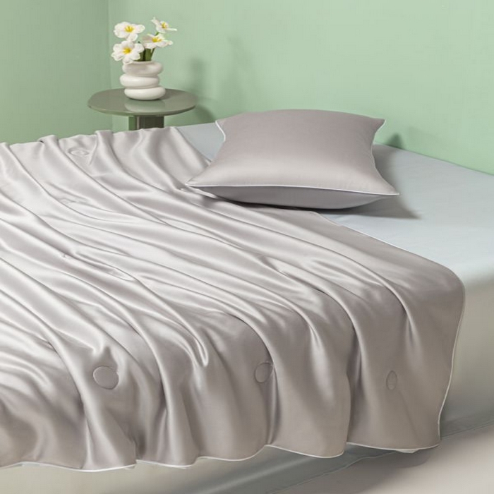 91家纺网 家纺一手货源 找家纺 悦织湾家纺 2026春夏新款麻绳款冰丝夏被夏凉被四件套 麻绳款夏被-青灰+碧湖兰