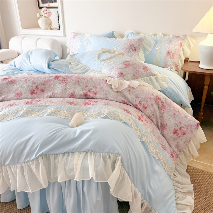 91家纺网 家纺一手货源 找家纺 富盛家纺 2026新款水洗亲肤棉蕾丝刺绣四件套-爱丽丝 爱丽丝—蓝