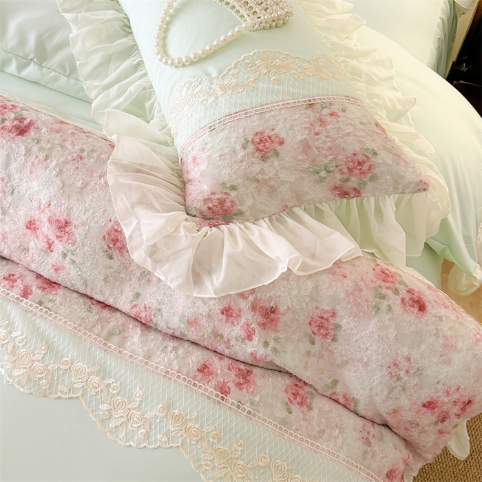 91家纺网 家纺一手货源 找家纺 富盛家纺 2026新款水洗亲肤棉蕾丝刺绣四件套-爱丽丝 爱丽丝—绿