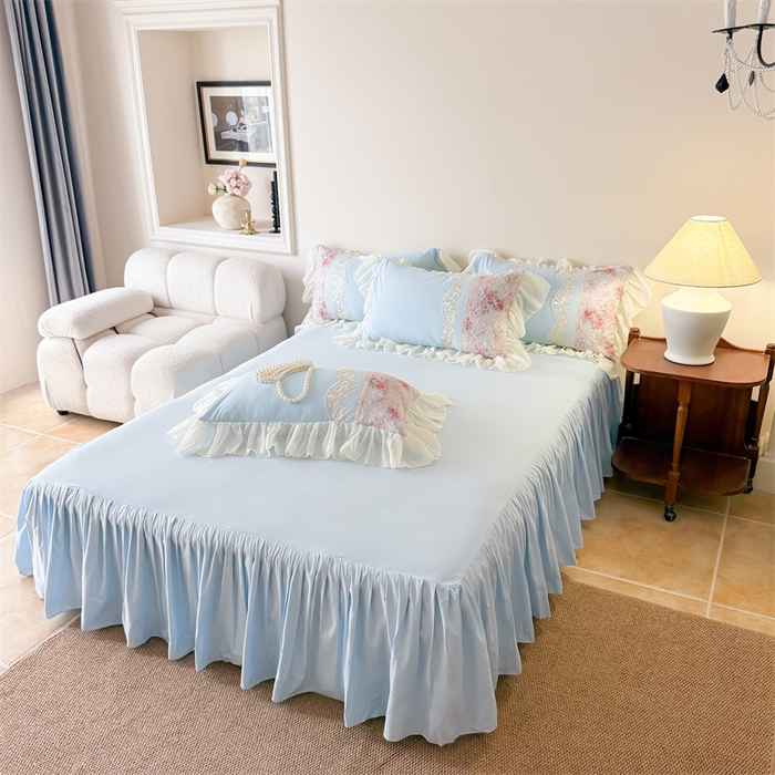 91家纺网 家纺一手货源 找家纺 富盛家纺 2026新款水洗亲肤棉蕾丝刺绣四件套-爱丽丝 爱丽丝—蓝