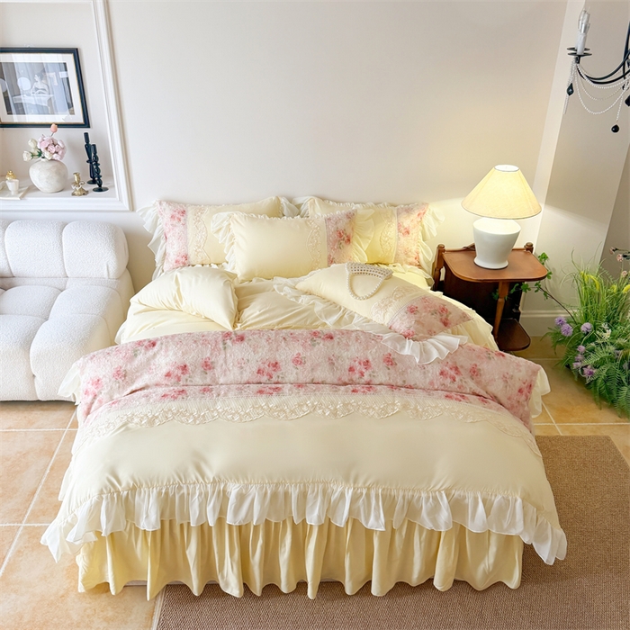 91家纺网 家纺一手货源 找家纺 富盛家纺 2026新款水洗亲肤棉蕾丝刺绣四件套-爱丽丝 爱丽丝—黄