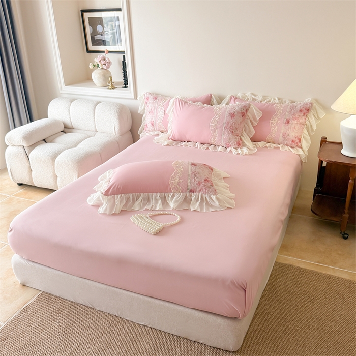 91家纺网 家纺一手货源 找家纺 富盛家纺 2026新款水洗亲肤棉蕾丝刺绣四件套-爱丽丝 爱丽丝—豆沙