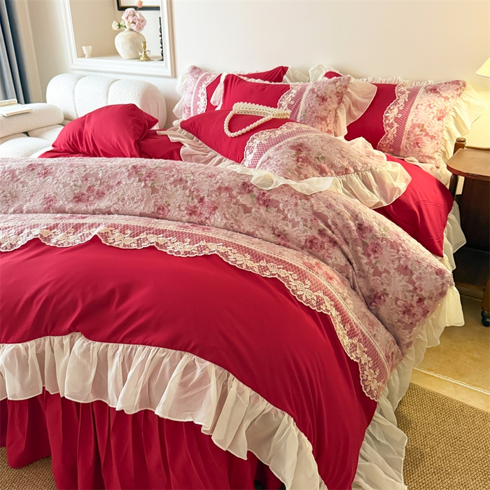 91家纺网 家纺一手货源 找家纺 富盛家纺 2026新款水洗亲肤棉蕾丝刺绣四件套-爱丽丝 爱丽丝—大红