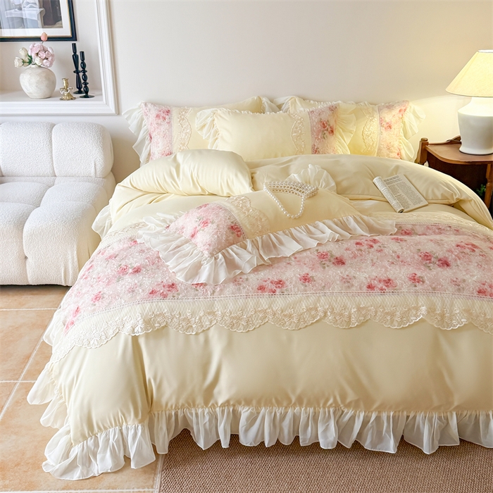 91家纺网 家纺一手货源 找家纺 富盛家纺 2026新款水洗亲肤棉蕾丝刺绣四件套-爱丽丝 爱丽丝—黄
