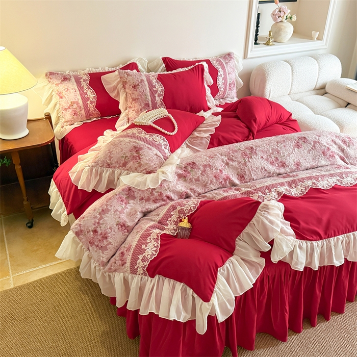 91家纺网 家纺一手货源 找家纺 富盛家纺 2026新款水洗亲肤棉蕾丝刺绣四件套-爱丽丝 爱丽丝—大红