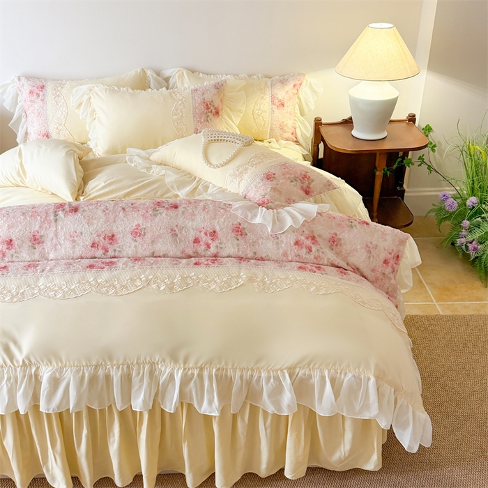 91家纺网 家纺一手货源 找家纺 富盛家纺 2026新款水洗亲肤棉蕾丝刺绣四件套-爱丽丝 爱丽丝—黄