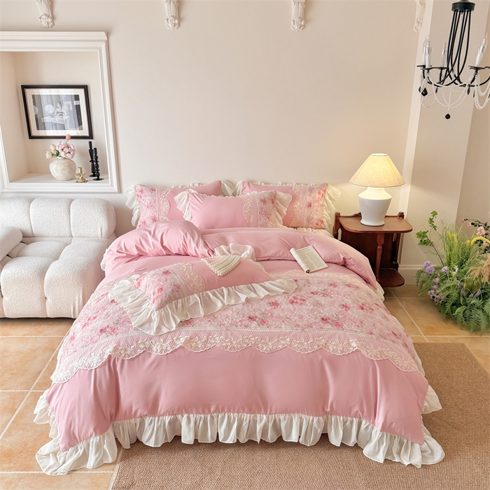 91家纺网 家纺一手货源 找家纺 富盛家纺 2026新款水洗亲肤棉蕾丝刺绣四件套-爱丽丝 爱丽丝—豆沙