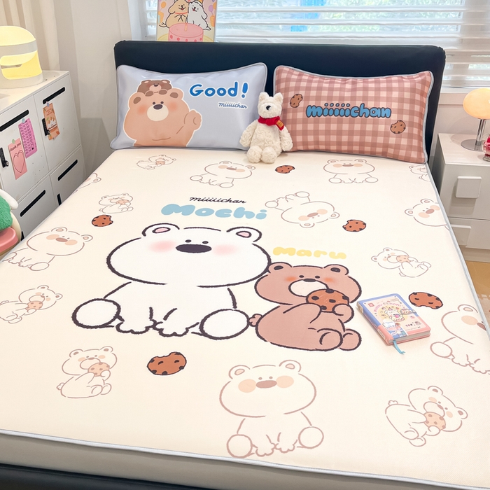 91家纺网 家纺一手货源 找家纺 暮思家居 2026新款正版授权miiiiichan大版数码印花可机洗1200D冰丝席子凉席 贪吃熊