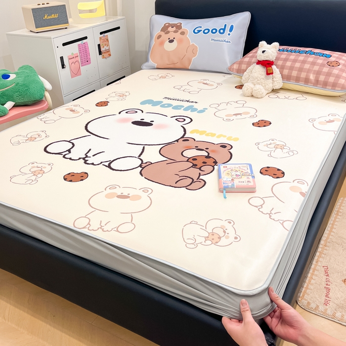 91家纺网 家纺一手货源 找家纺 暮思家居 2026新款正版授权miiiiichan大版数码印花可机洗1200D冰丝席子凉席 贪吃熊