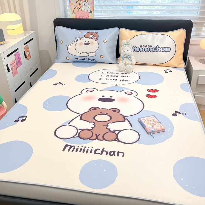 91家纺网 家纺一手货源 找家纺 暮思家居 2026新款正版授权miiiiichan大版数码印花可机洗1200D冰丝席子凉席 波点熊