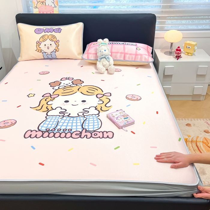 91家纺网 家纺一手货源 找家纺 暮思家居 2026新款正版授权miiiiichan大版数码印花可机洗1200D冰丝席子凉席 甜甜圈女孩