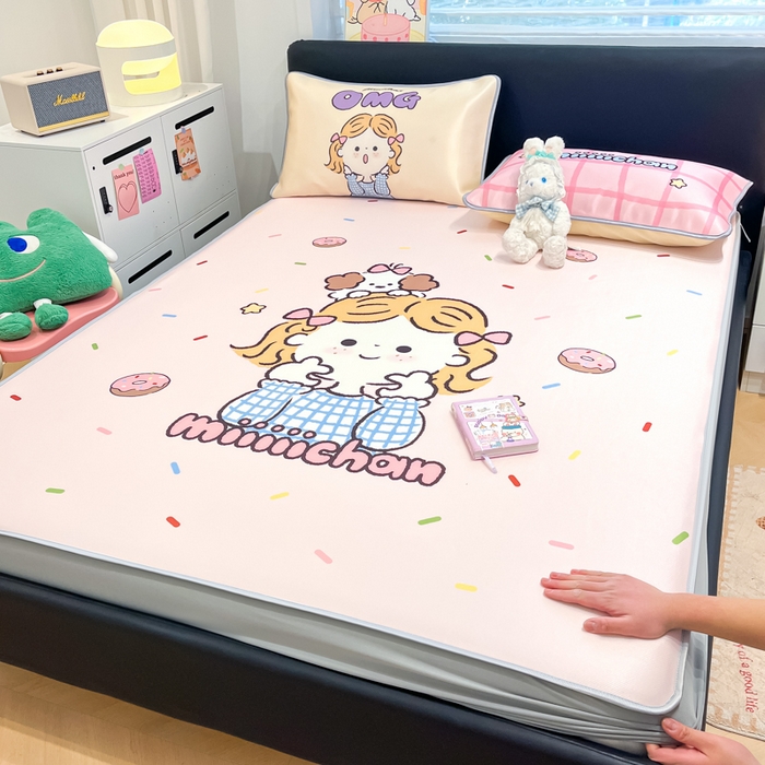 91家纺网 家纺一手货源 找家纺 暮思家居 2026新款正版授权miiiiichan大版数码印花可机洗1200D冰丝席子凉席 甜甜圈女孩