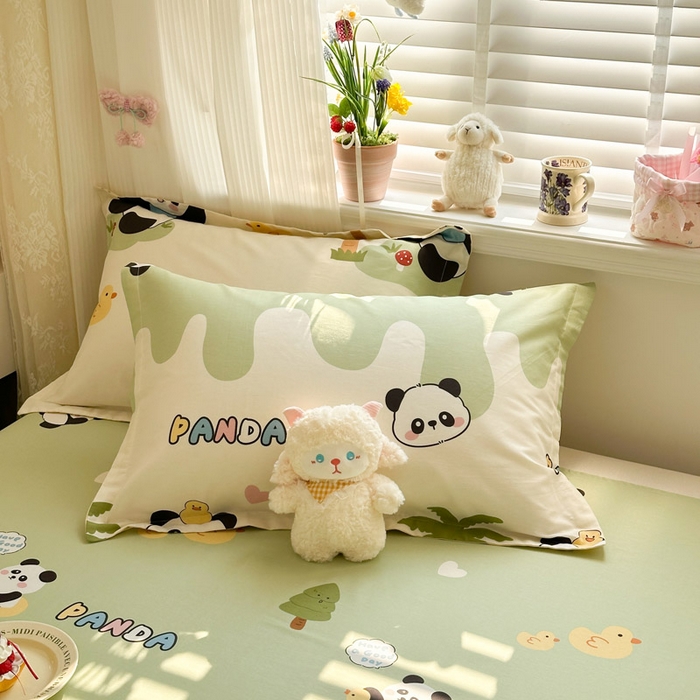 91家纺网 家纺一手货源 找家纺 绵庭家纺 2026新款全棉印花四件套 熊猫鸭鸭乐-绿