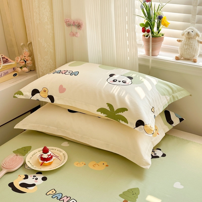 91家纺网 家纺一手货源 找家纺 绵庭家纺 2026新款全棉印花四件套 熊猫鸭鸭乐-绿