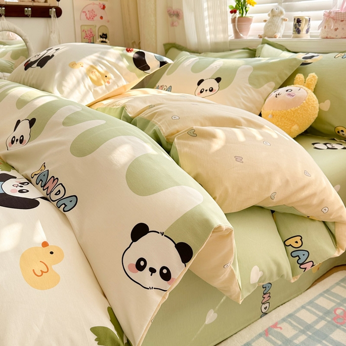 91家纺网 家纺一手货源 找家纺 绵庭家纺 2026新款全棉印花四件套 熊猫鸭鸭乐-绿