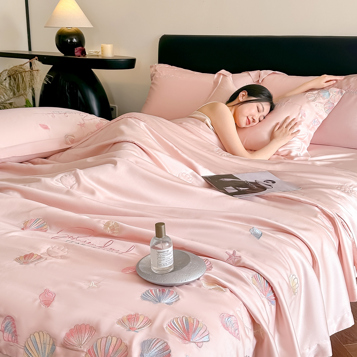 91家纺网 家纺一手货源 找家纺 置顶家纺 2026新款水洗天丝夏被四件套-海洋之星 海洋之星-粉