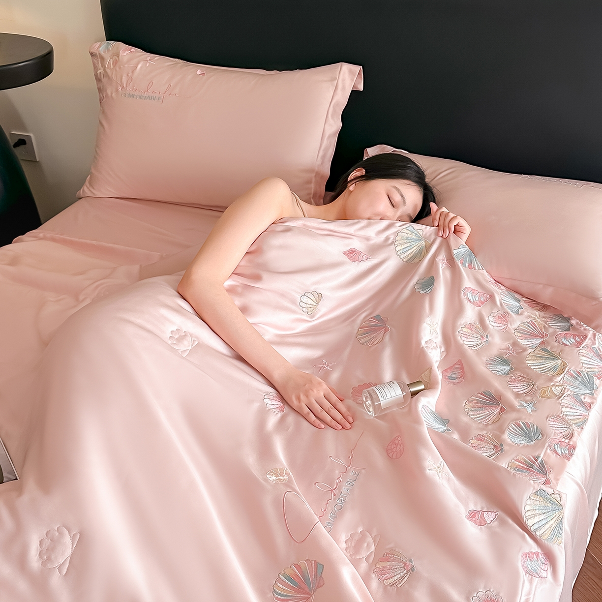 91家纺网 家纺一手货源 找家纺 置顶家纺 2026新款水洗天丝夏被四件套-海洋之星 海洋之星-粉