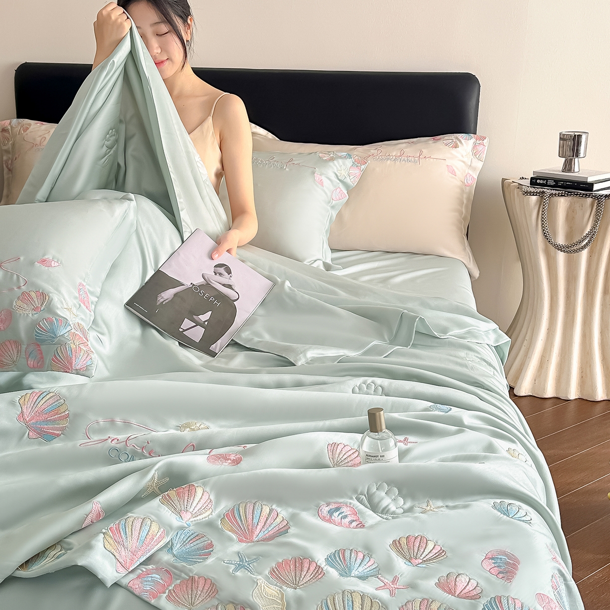 91家纺网 家纺一手货源 找家纺 置顶家纺 2026新款水洗天丝夏被四件套-海洋之星 海洋之星-繁星蓝