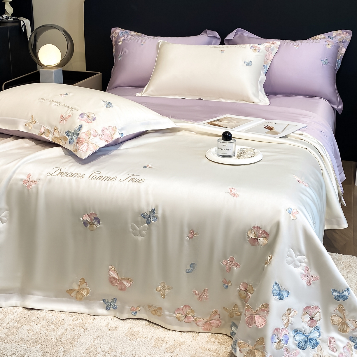 91家纺网 家纺一手货源 找家纺 置顶家纺 2026新款水洗天丝夏被四件套-花不尽 花不尽-白+香芋紫