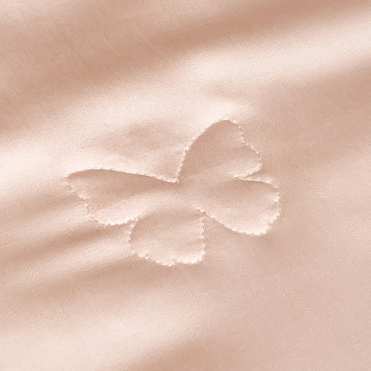 91家纺网 家纺一手货源 找家纺 置顶家纺 2026新款水洗天丝夏被四件套-花不尽 花不尽-粉