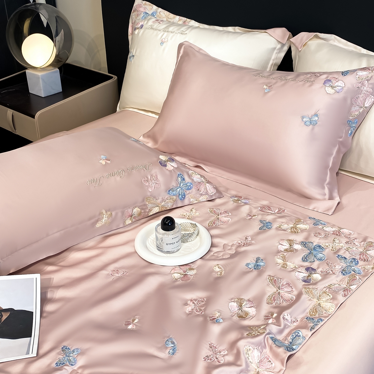 91家纺网 家纺一手货源 找家纺 置顶家纺 2026新款水洗天丝夏被四件套-花不尽 花不尽-豆紫