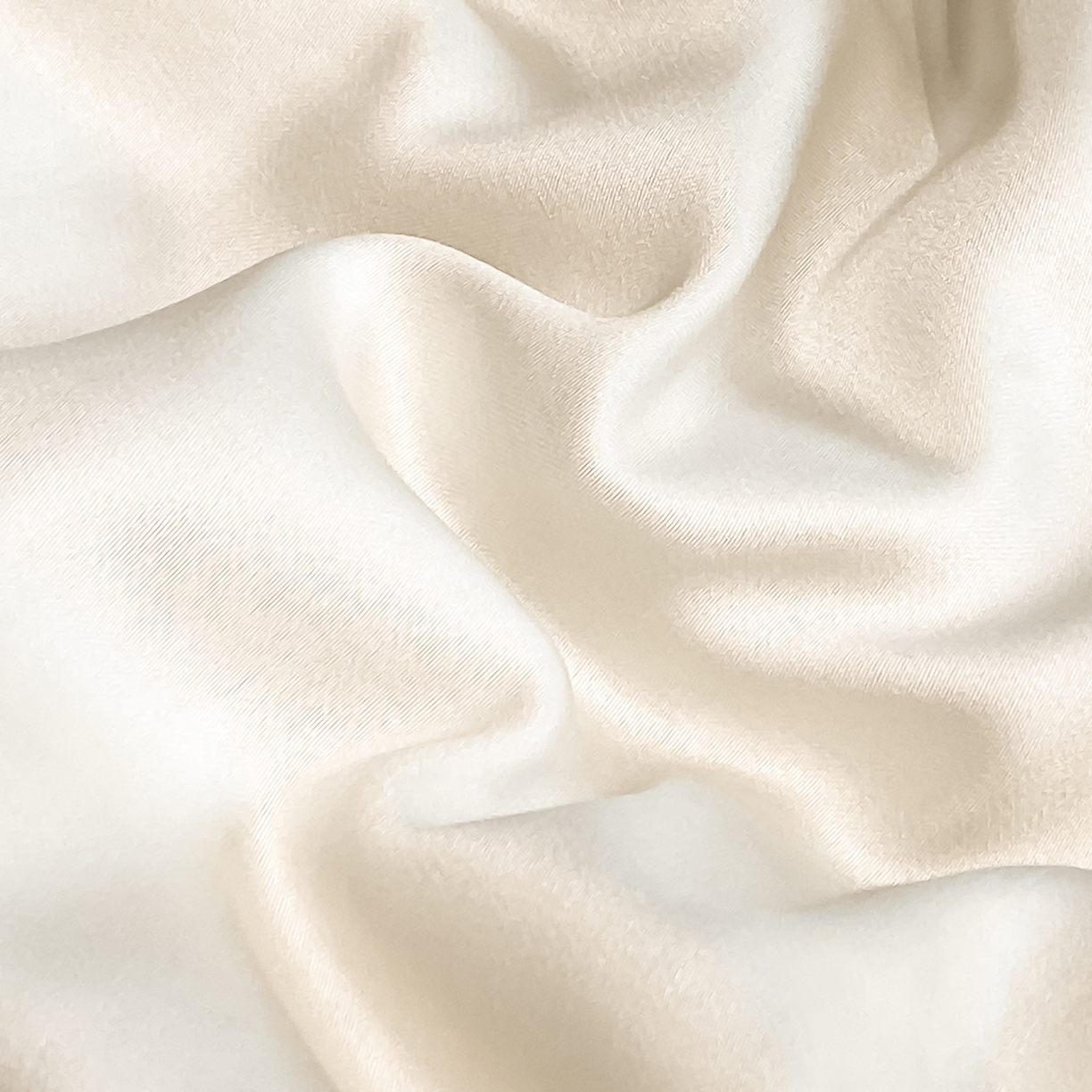 91家纺网 家纺一手货源 找家纺 置顶家纺 2026新款水洗天丝夏被四件套-花不尽 花不尽-白+蓝