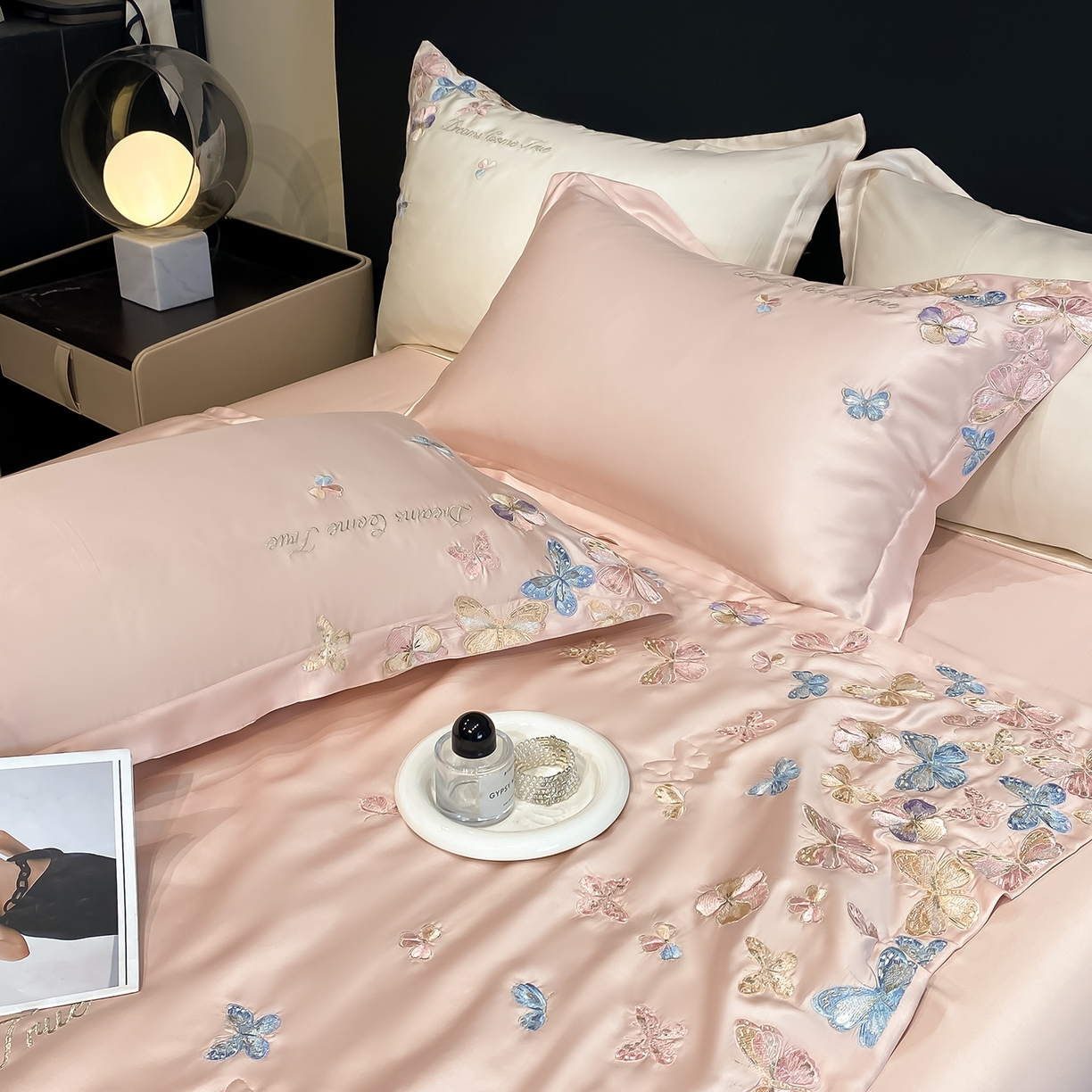 91家纺网 家纺一手货源 找家纺 置顶家纺 2026新款水洗天丝夏被四件套-花不尽 花不尽-粉