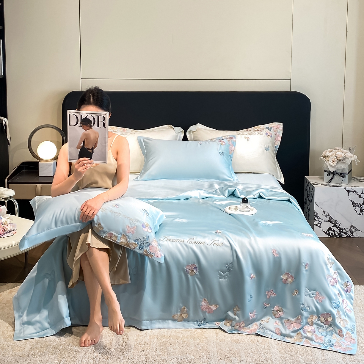 91家纺网 家纺一手货源 找家纺 置顶家纺 2026新款水洗天丝夏被四件套-花不尽 花不尽-天蓝