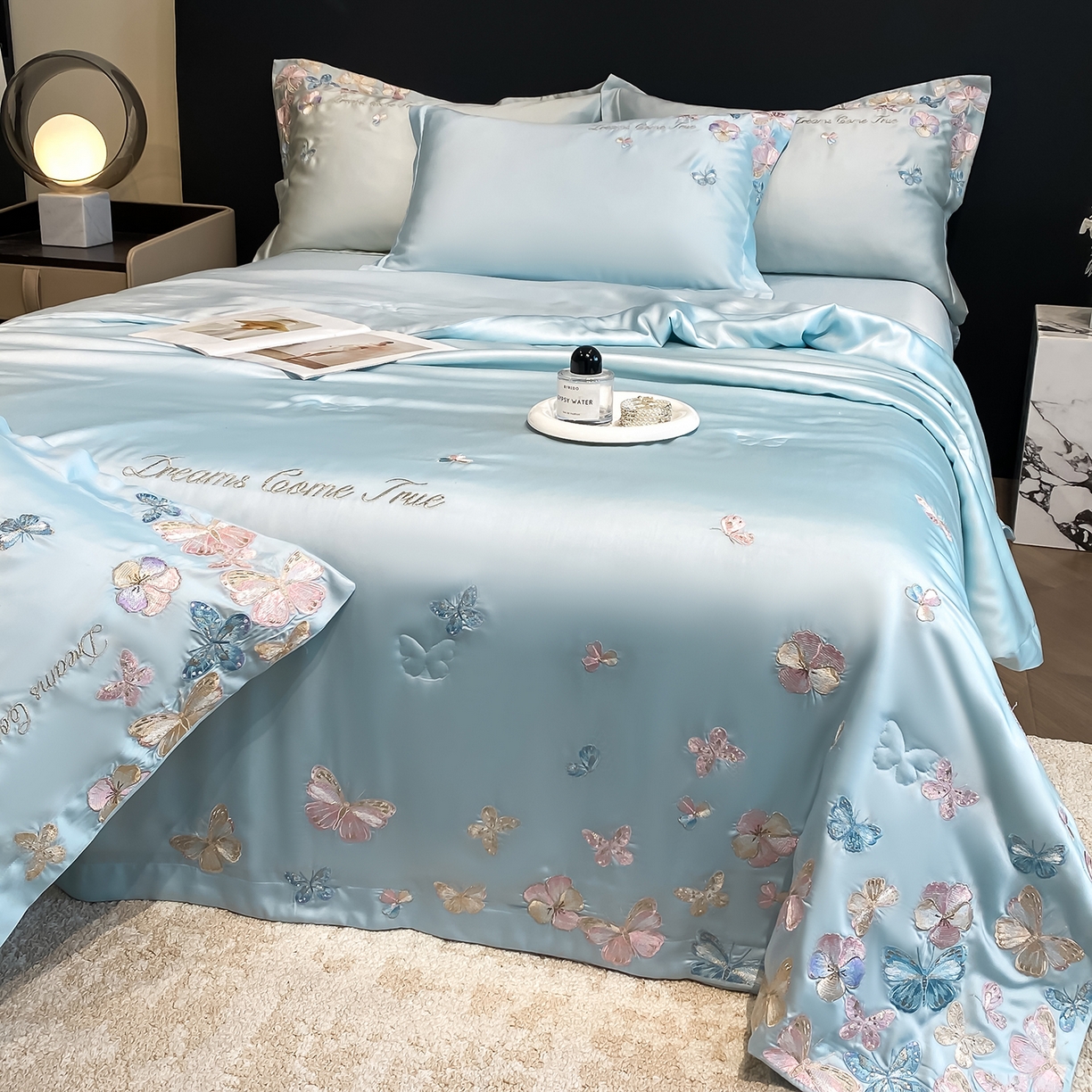 91家纺网 家纺一手货源 找家纺 置顶家纺 2026新款水洗天丝夏被四件套-花不尽 花不尽-天蓝