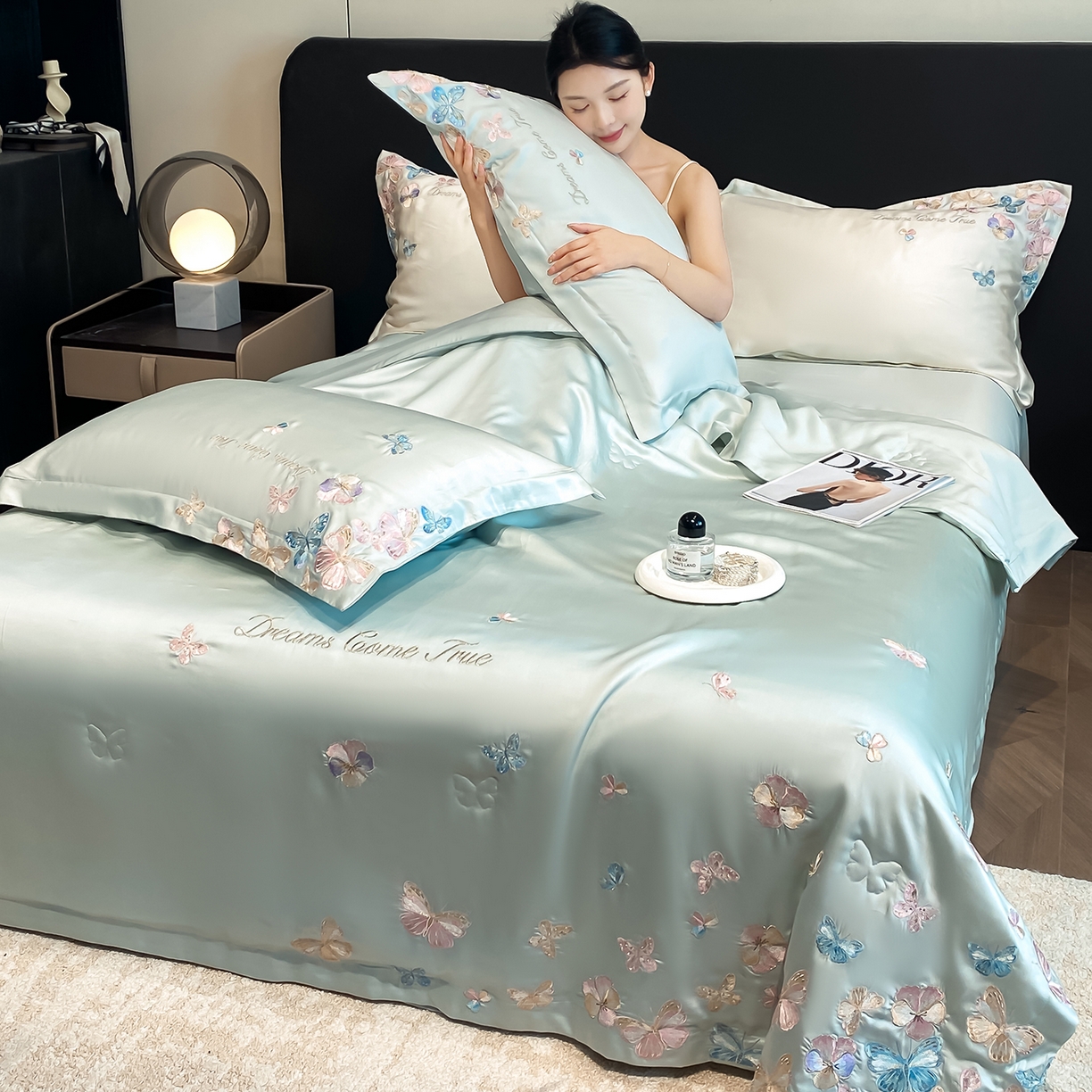 91家纺网 家纺一手货源 找家纺 置顶家纺 2026新款水洗天丝夏被四件套-花不尽 花不尽-繁星蓝