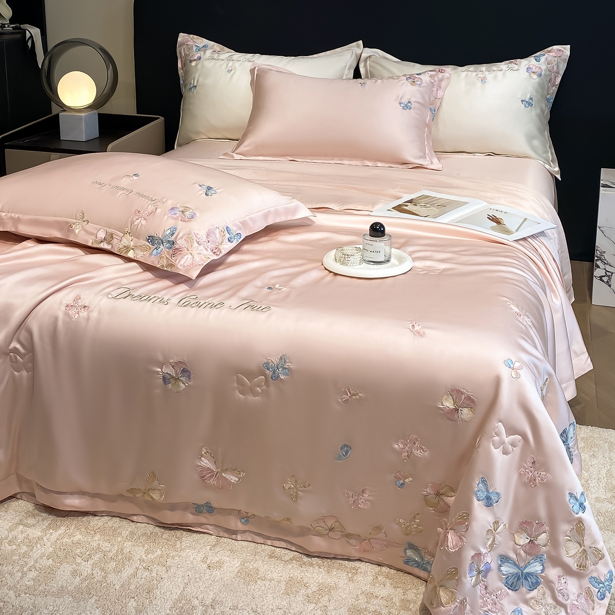 91家纺网 家纺一手货源 找家纺 置顶家纺 2026新款水洗天丝夏被四件套-花不尽 花不尽-粉