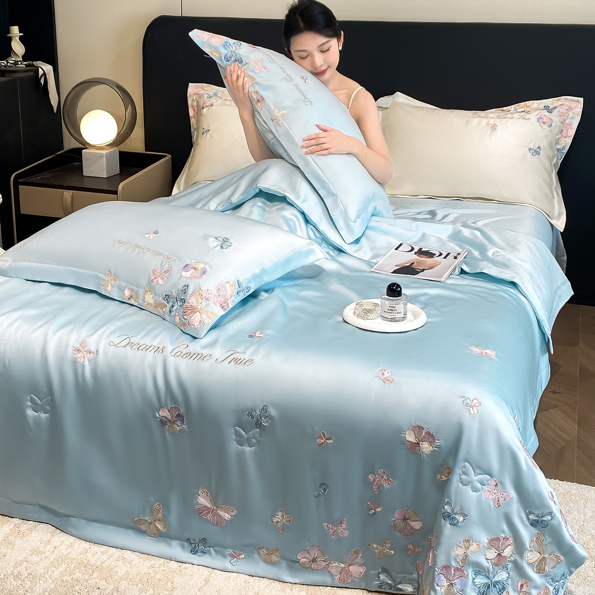 91家纺网 家纺一手货源 找家纺 置顶家纺 2026新款水洗天丝夏被四件套-花不尽 花不尽-天蓝