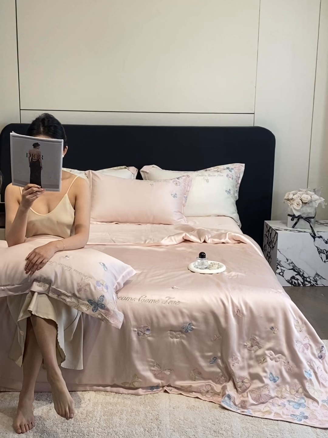 91家纺网 家纺一手货源 找家纺 置顶家纺 2026新款水洗天丝夏被四件套-花不尽 花不尽-粉