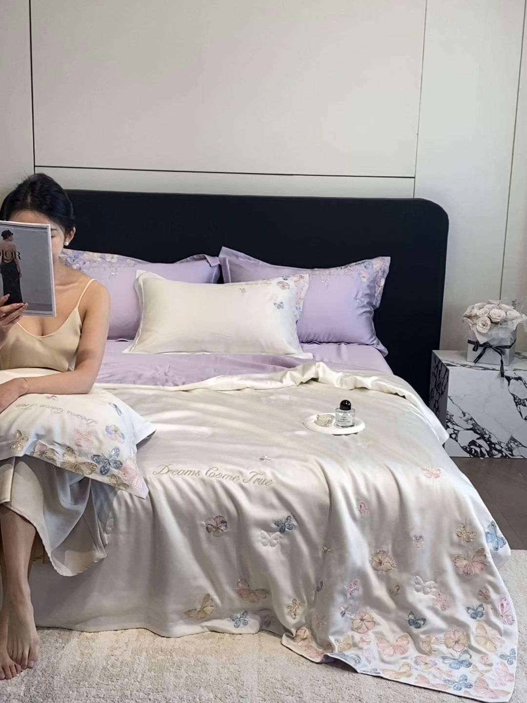 91家纺网 家纺一手货源 找家纺 置顶家纺 2026新款水洗天丝夏被四件套-花不尽 花不尽-白+香芋紫