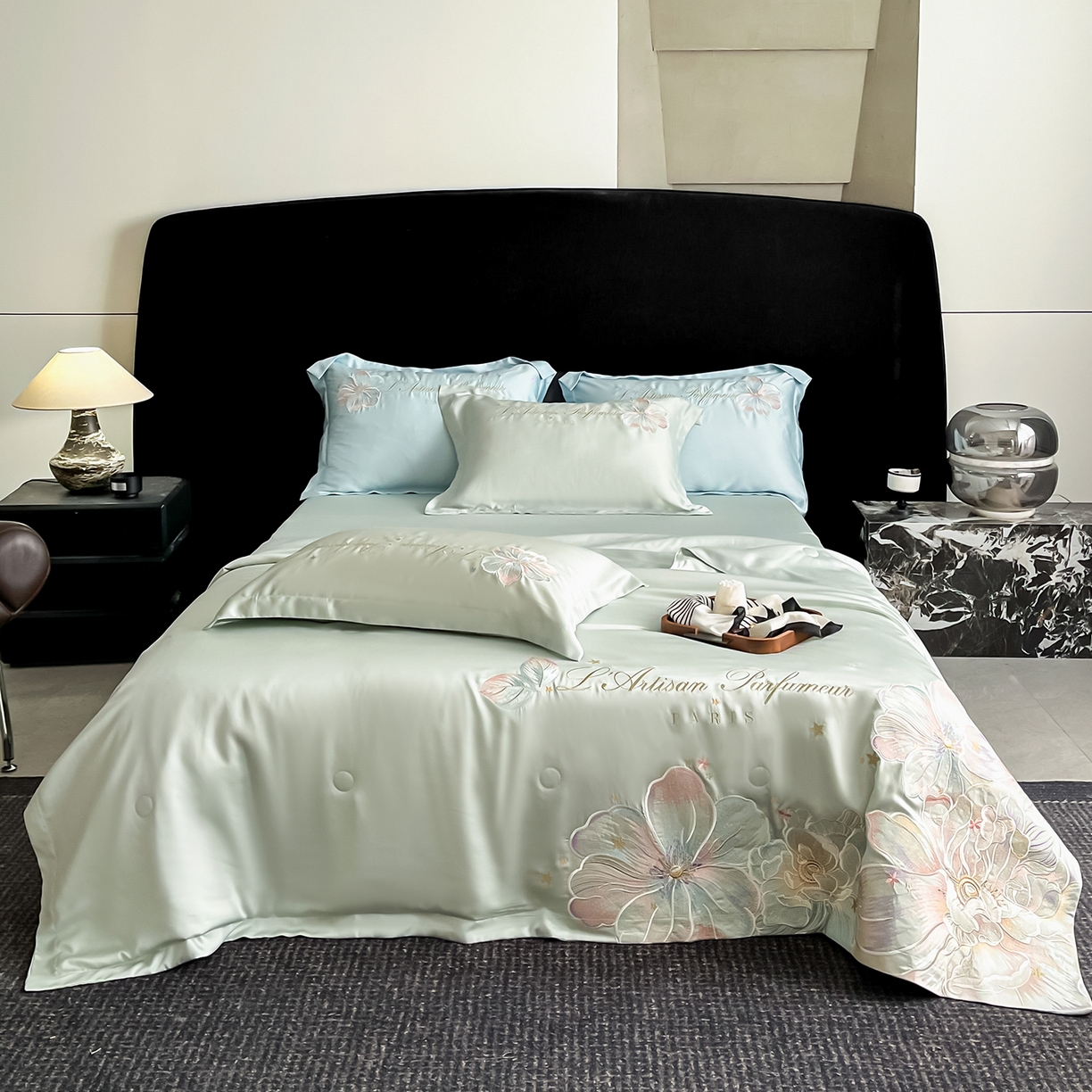 91家纺网 家纺一手货源 找家纺 置顶家纺 2026新款水洗天丝夏被四件套-花汐子 花汐子-繁星蓝