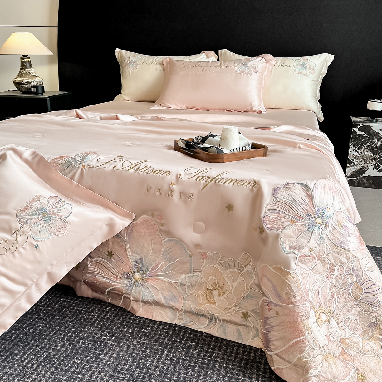 91家纺网 家纺一手货源 找家纺 置顶家纺 2026新款水洗天丝夏被四件套-花汐子 花汐子-粉