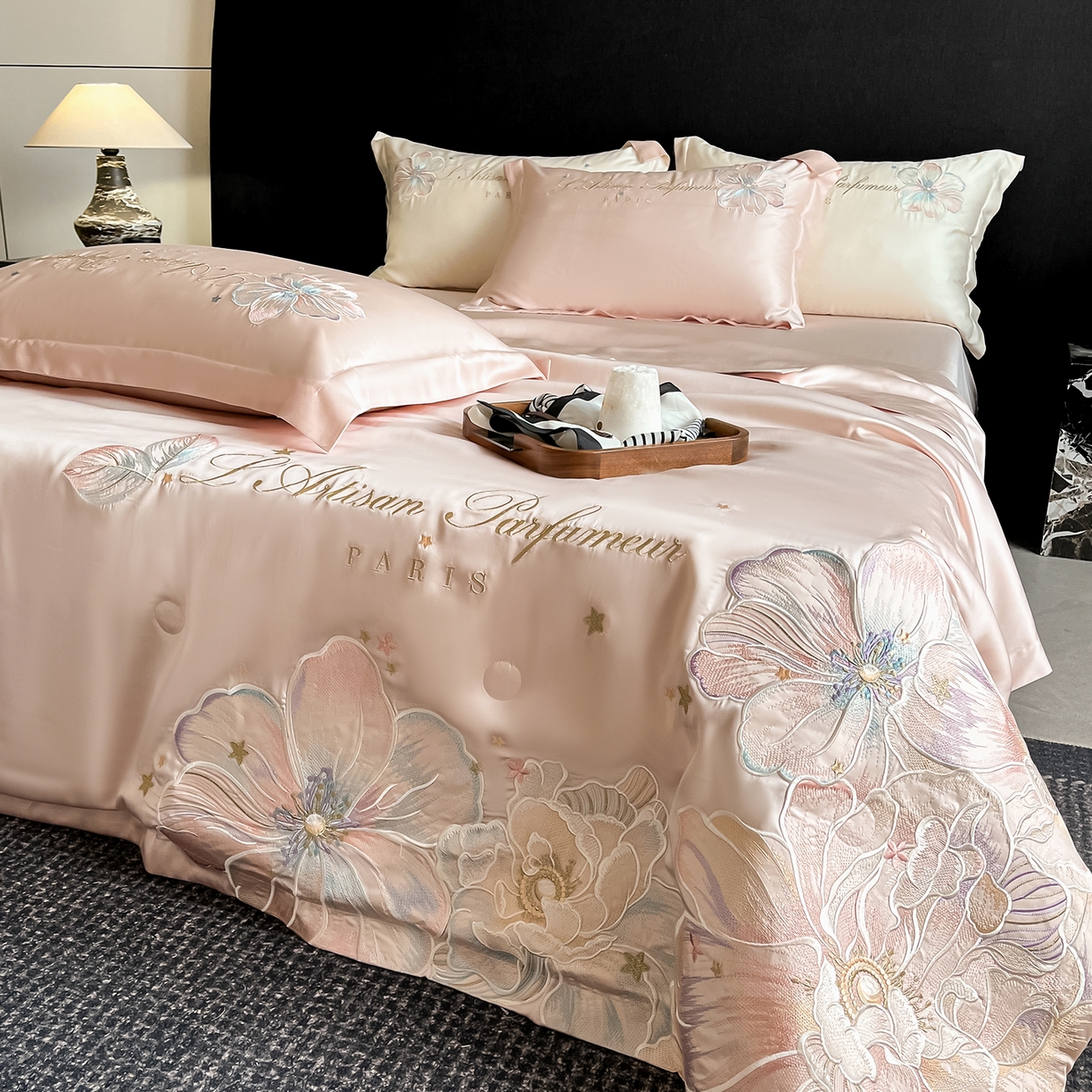 91家纺网 家纺一手货源 找家纺 置顶家纺 2026新款水洗天丝夏被四件套-花汐子 花汐子-粉