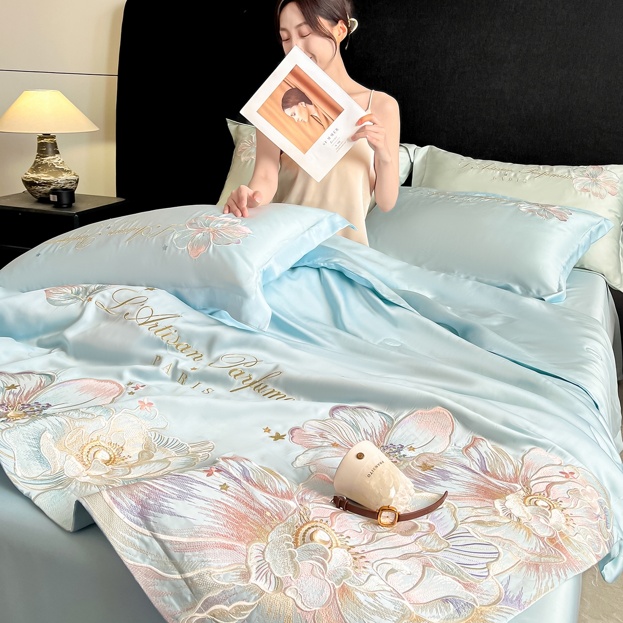 91家纺网 家纺一手货源 找家纺 置顶家纺 2026新款水洗天丝夏被四件套-花汐子 花汐子-浅蓝