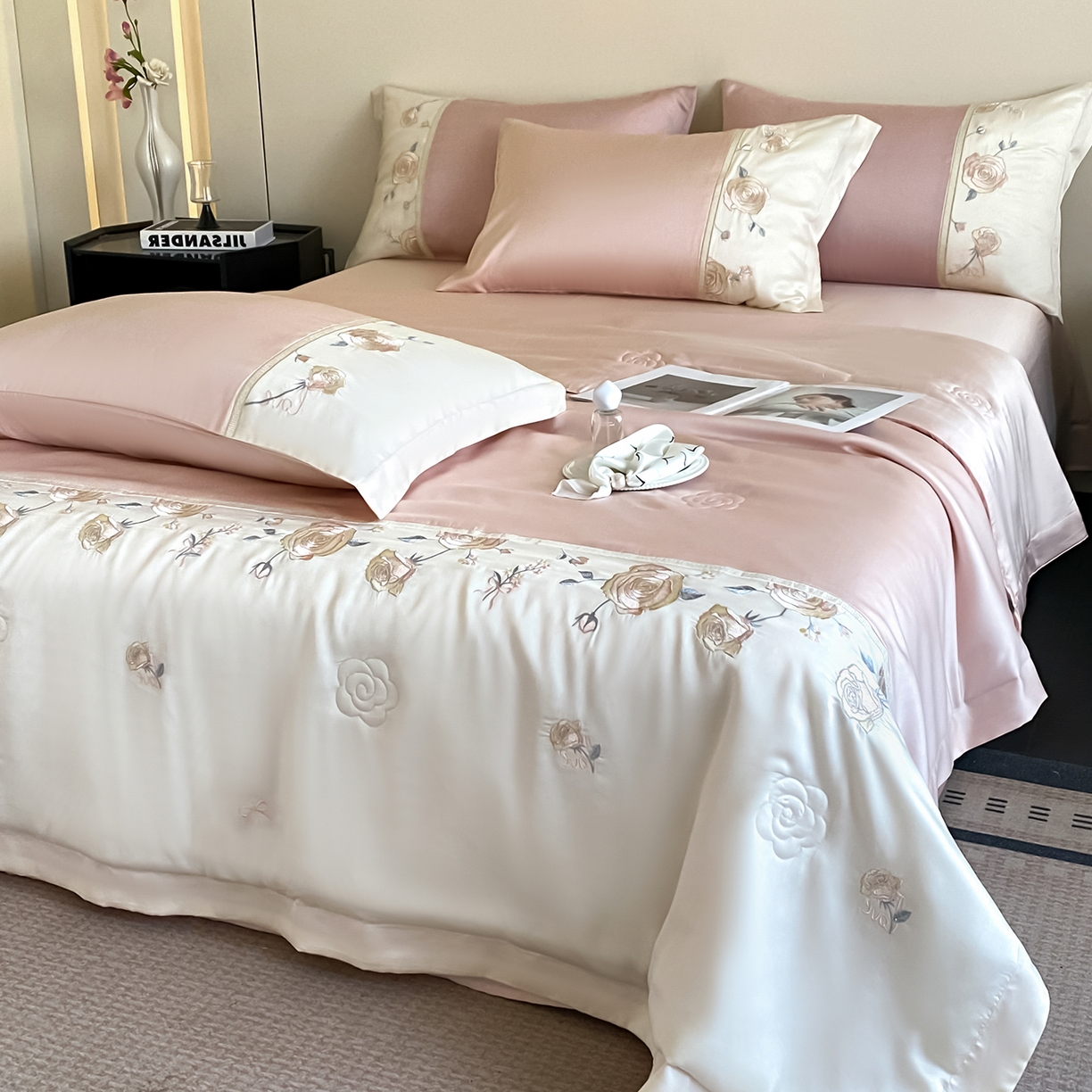 91家纺网 家纺一手货源 找家纺 置顶家纺 2026新款水洗天丝夏被四件套-夏日甜甜 夏日甜甜-粉色